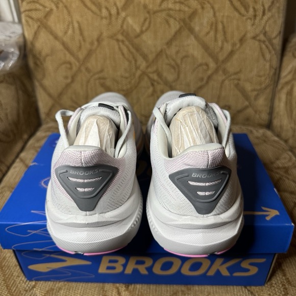 Brooks Ghost 17 Narrow (2A) w Box - Picture 6 of 9